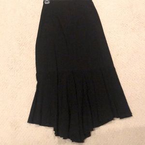 Flowing skirt worn once